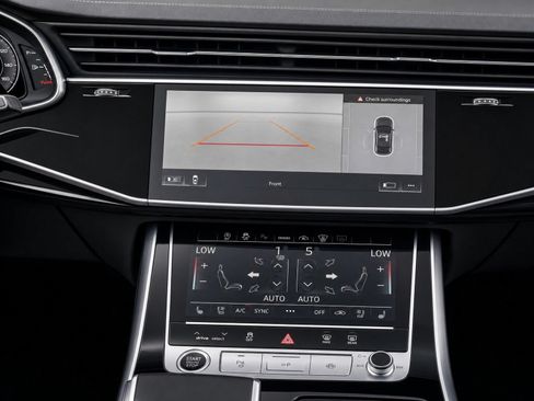 Certified 2023 Audi Q7 3.0T Prestige AWD/4WD image 17
