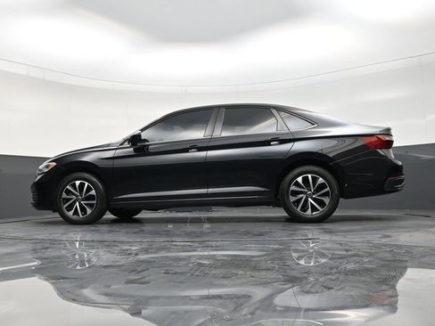 Used 2023 Volkswagen Jetta S image 21