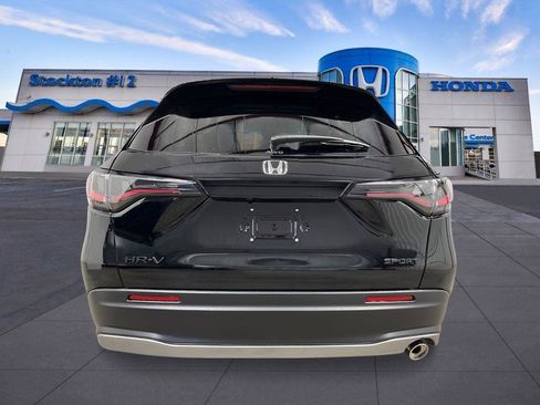 New 2027 Honda HR-V Sport image 4