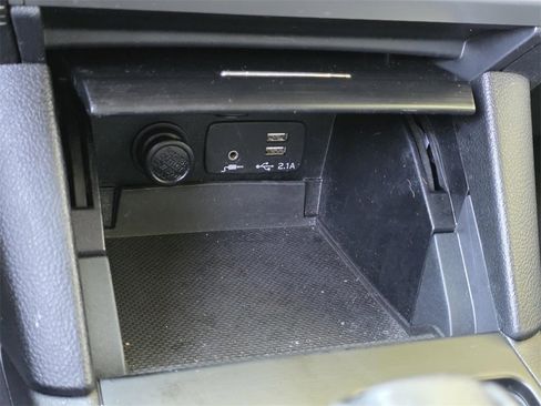 Used 2019 Subaru Outback 2.5i Limited image 26