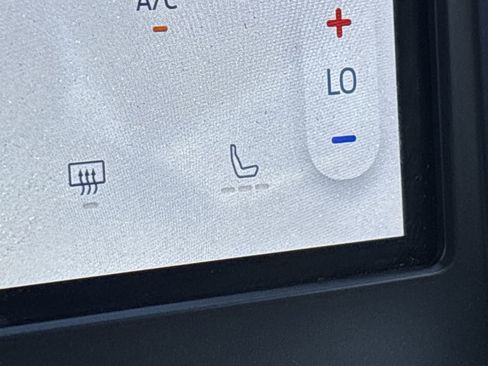 Certified 2022 Ford Edge SEL image 30