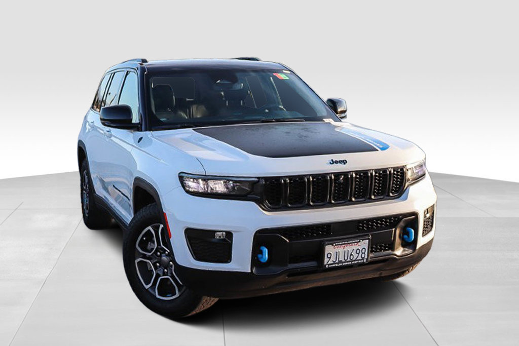 Used 2024 Jeep Grand Cherokee Trailhawk AWD/4WD image 2