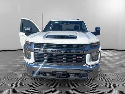 Used 2020 Chevrolet Silverado 2500 LT w/ Z71 Off-Road Package image 2