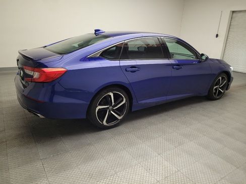 Used 2018 Honda Accord Sport image 10