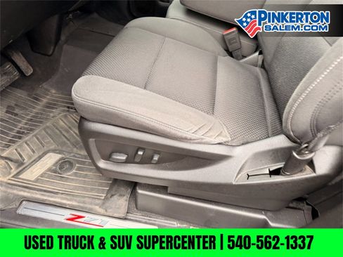 Used 2018 Chevrolet Silverado 1500 LT w/ All Star Edition image 13