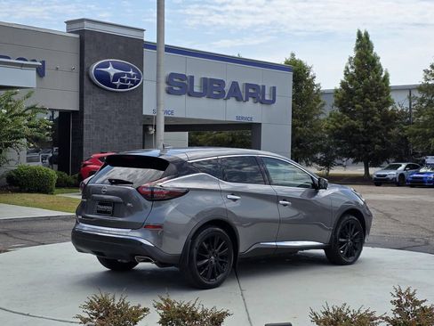 Used 2024 Nissan Murano SL FWD image 5