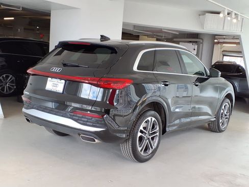 Used 2025 Audi Q5 Premium w/ Convenience Package AWD/4WD image 4