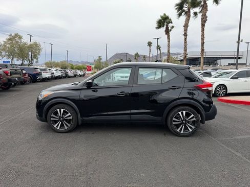 Used 2019 Nissan Kicks SV w/ Exterior Package image 8