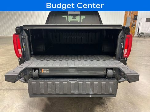 Used 2019 GMC Sierra 1500 Denali w/ Denali Ultimate Package AWD/4WD image 11