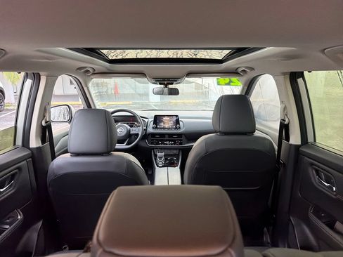 Used 2024 Nissan Rogue SV w/ SV Premium Package FWD image 36