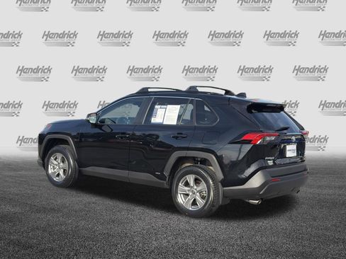 Used 2024 Toyota RAV4 XLE AWD/4WD image 8
