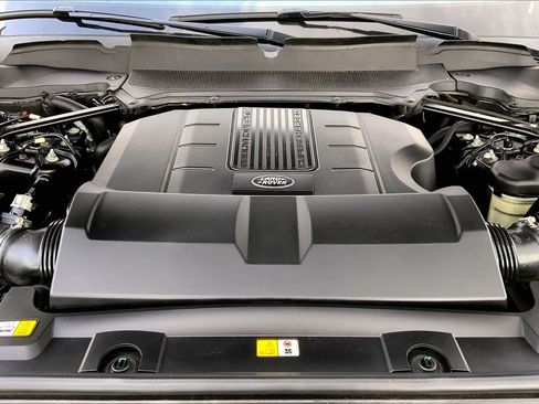 Used 2020 Land Rover Range Rover HSE image 31
