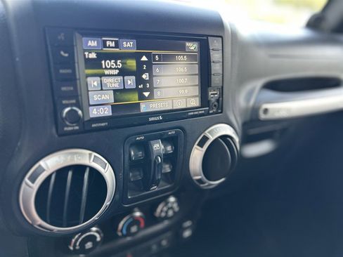 Used 2013 Jeep Wrangler Unlimited Sahara w/ Dual Top Group image 19