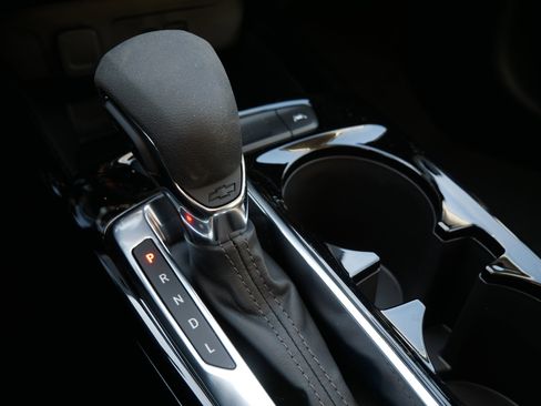 New 2026 Chevrolet Trax LT w/ Driver Confidence Package image 9