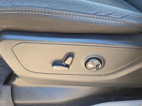 Used 2020 RAM 1500 Big Horn image 12