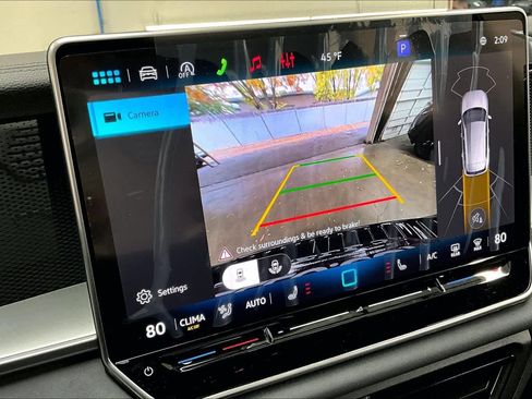 New 2026 Volkswagen Tiguan SE R-Line image 20