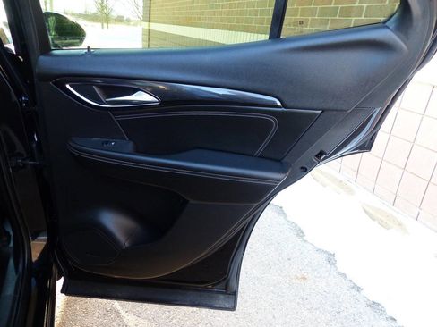 Used 2022 Buick Envision Preferred image 39