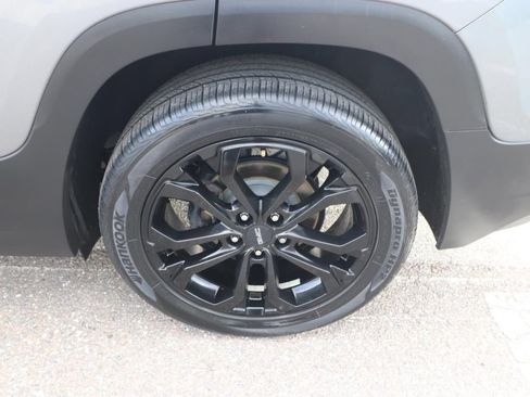 Used 2021 GMC Terrain SLT w/ Elevation Edition FWD image 17