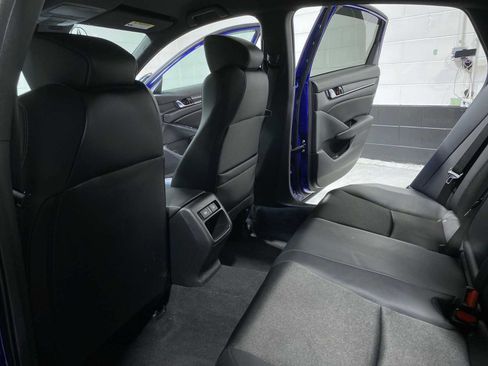 Used 2022 Honda Accord Sport image 12