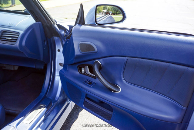 Used 2004 Honda S2000 image 30