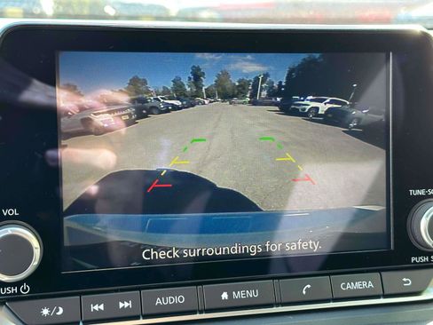 Used 2026 Nissan Rogue SV image 27