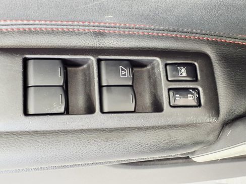 Used 2012 Nissan Rogue SL image 15