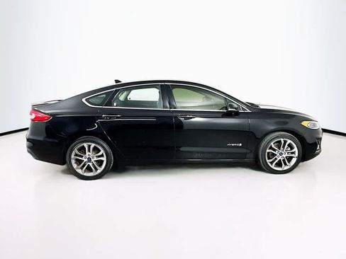 Used 2019 Ford Fusion Titanium FWD image 26