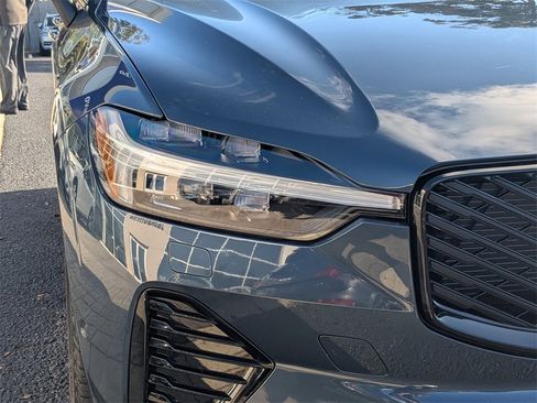 Certified 2026 Volvo XC60 B5 Plus w/ Protection Package Premier image 12