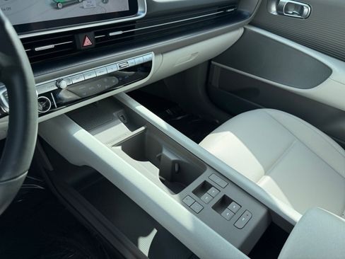 Used 2024 Hyundai Ioniq 6 SEL RWD image 13