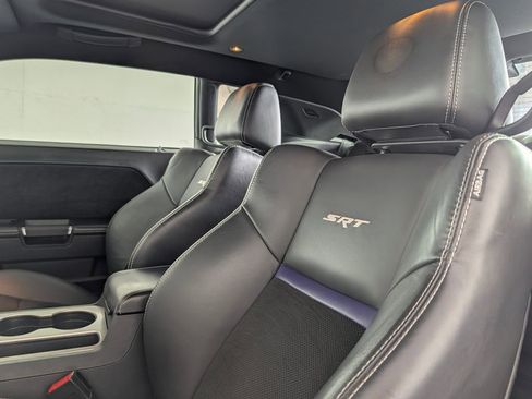 Used 2014 Dodge Challenger SRT8 w/ Harman/Kardon Audio Group RWD image 23