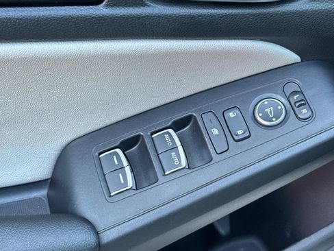 Used 2023 Honda Civic EX-L image 13