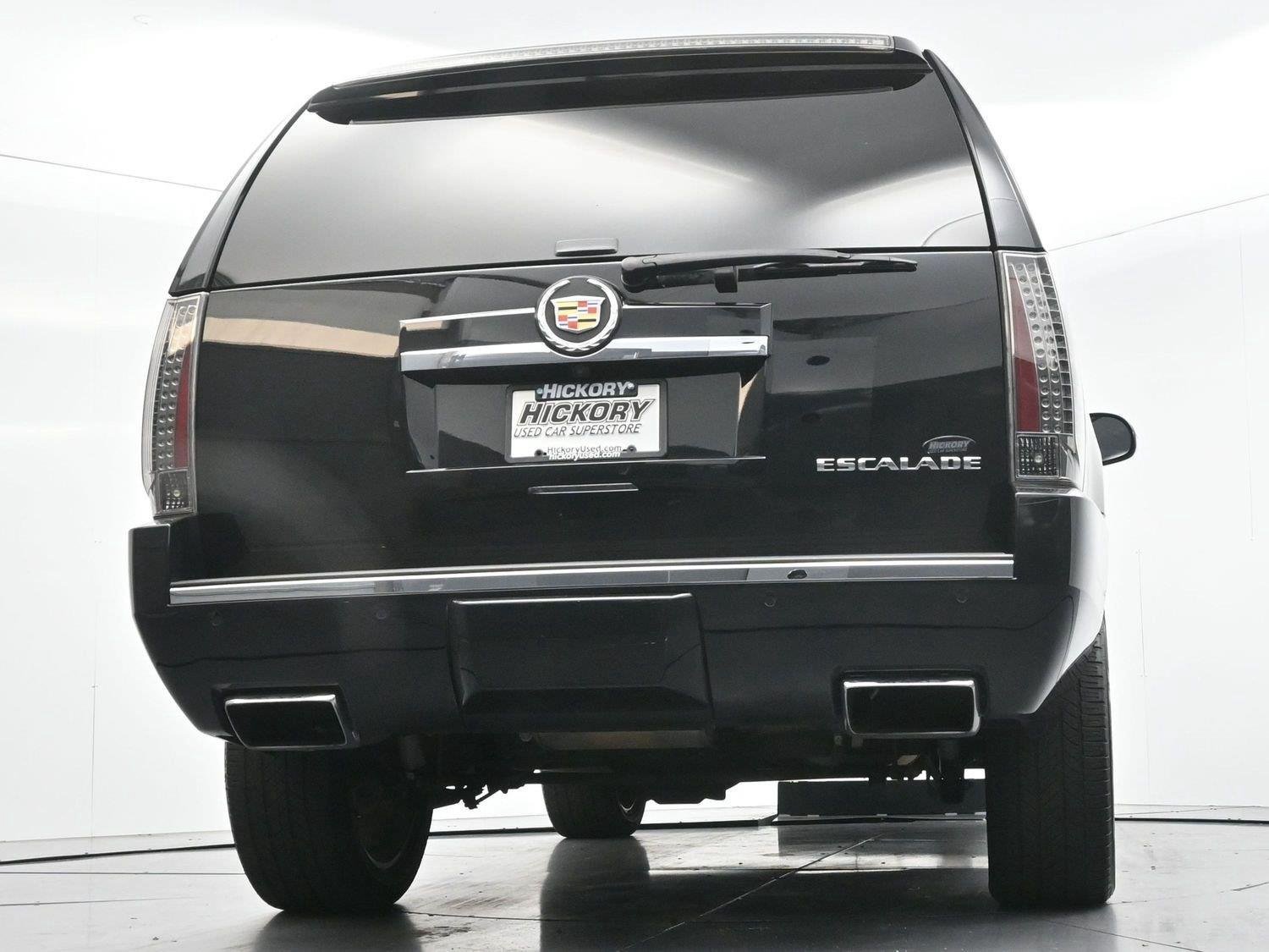 Used 2013 Cadillac Escalade Premium AWD/4WD image 56