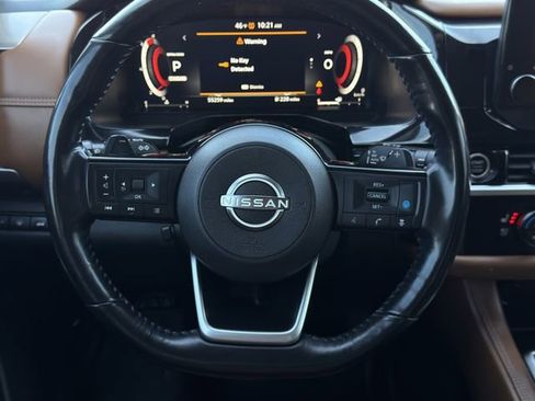 Used 2022 Nissan Pathfinder Platinum w/ Cargo Package image 12