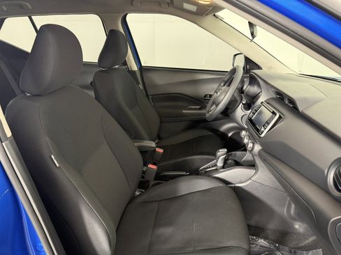 Used 2025 Nissan Kicks Play S FWD image 10