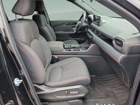 New 2026 Honda Pilot Sport image 18