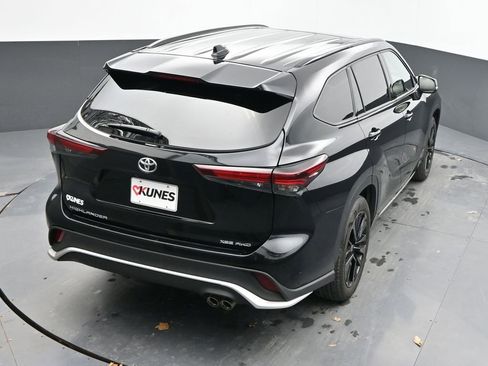 Used 2025 Toyota Highlander XSE image 22