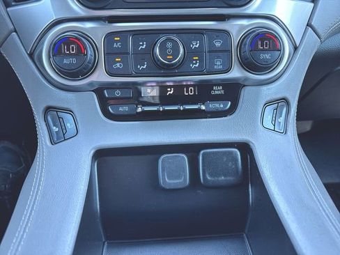 Used 2018 Chevrolet Tahoe LT w/ Luxury Package AWD/4WD image 18