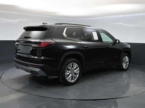 Used 2024 GMC Acadia Elevation AWD/4WD image 3