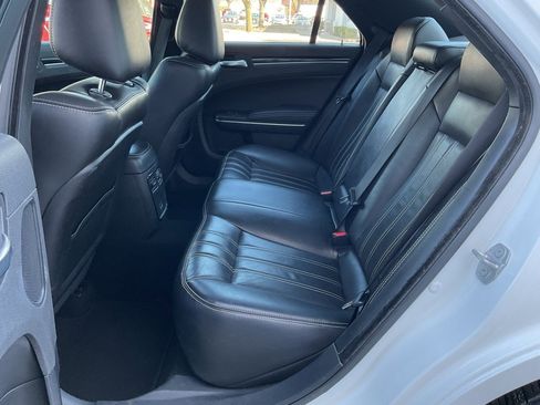 Used 2022 Chrysler 300 S image 15