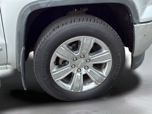 Used 2015 GMC Sierra 1500 SLT w/ SLT Crew Cab Value Package AWD/4WD image 21