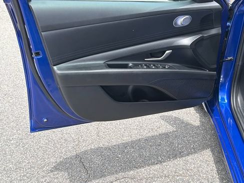 Used 2024 Hyundai Elantra SEL FWD image 10