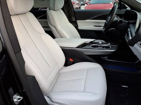 New 2025 Cadillac Lyriq Sport image 22