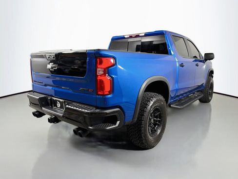 Used 2022 Chevrolet Silverado 1500 ZR2 w/ Technology Package AWD/4WD image 5