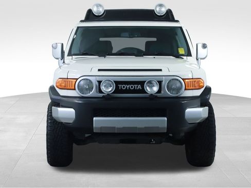 Used 2013 Toyota FJ Cruiser 4WD image 7