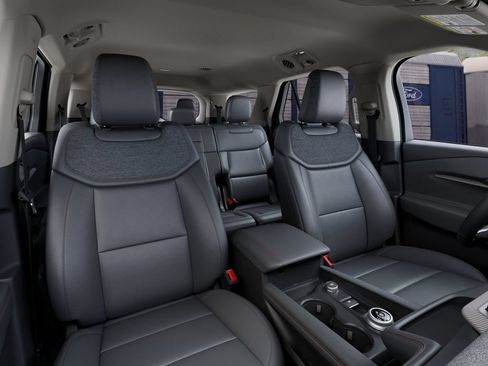 New 2027 Ford Explorer Active AWD/4WD image 10