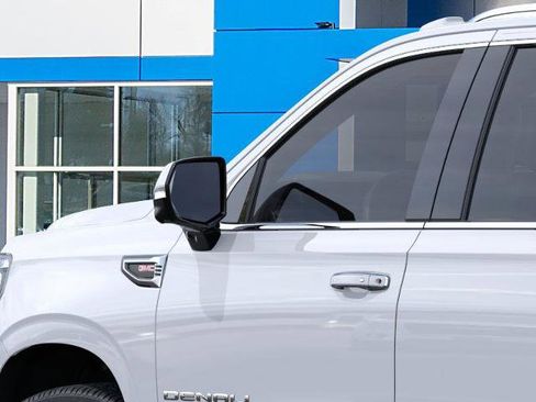 New 2026 GMC Yukon XL Denali image 39