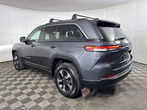 Used 2023 Jeep Grand Cherokee 4WD 4xe image 5