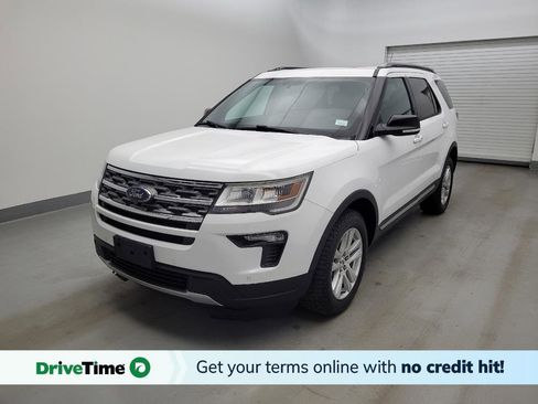 Used 2018 Ford Explorer XLT w/ Equipment Group 202A AWD/4WD image 1