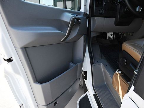 Used 2016 Mercedes-Benz Sprinter 3500 image 24