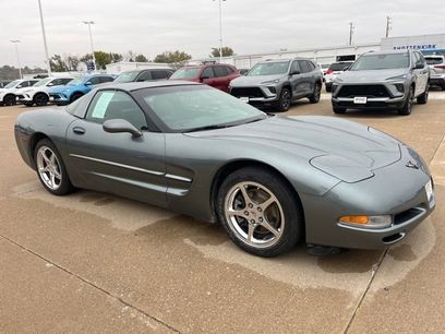 Used 2004 Chevrolet Corvette Coupe w/ Roof Package